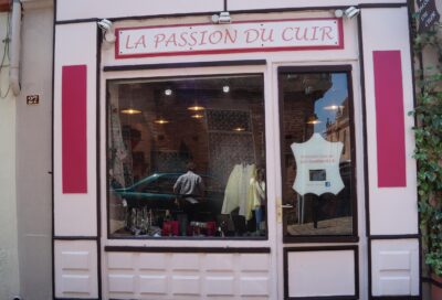 Boutique La Passion du cuir – Rue de Reims- Saint-Sulpice- Tarn- 81 -T
