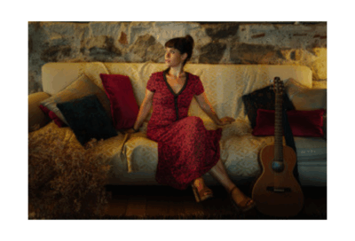 Caluna en concert au Café Plùm