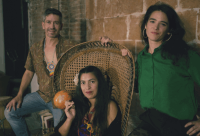 Azahar en concert au Café Plùm